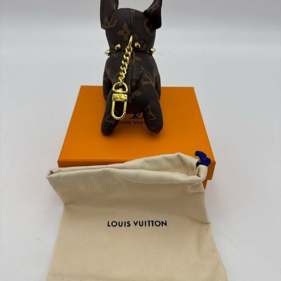 LV Dog Keychain - Picture 4 of 6